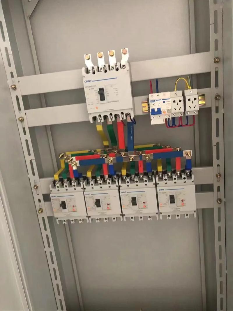 正泰元器件動(dòng)力柜 配電開(kāi)關(guān)控制設(shè)備的研發(fā)與創(chuàng)新